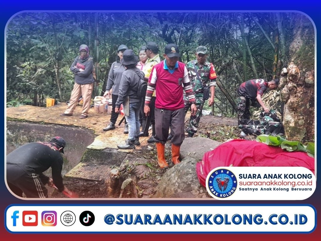 Babinsa Pajintan Lakukan Kegiatan Kerja Bakti Bersama di Objek Wisata Gunung Poteng