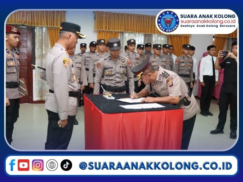 Kapolres Melawi Pimpin Sertijab Kabag SDM dan Kapolsek Kota Baru