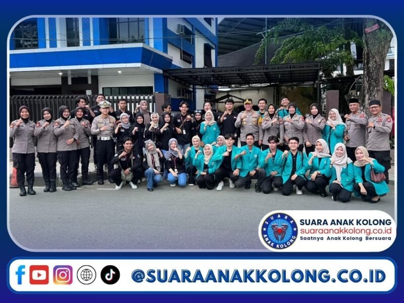 Kapolresta Pontianak Bersinergi dengan Mahasiswa Muhammadiyah dan Akademi Farmasi, Berbagi Takjil di Bulan Ramadhan