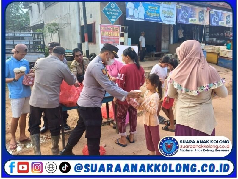 Polsek Meranti Berbagi Takjil, Wujud Kepedulian di Bulan Ramadhan