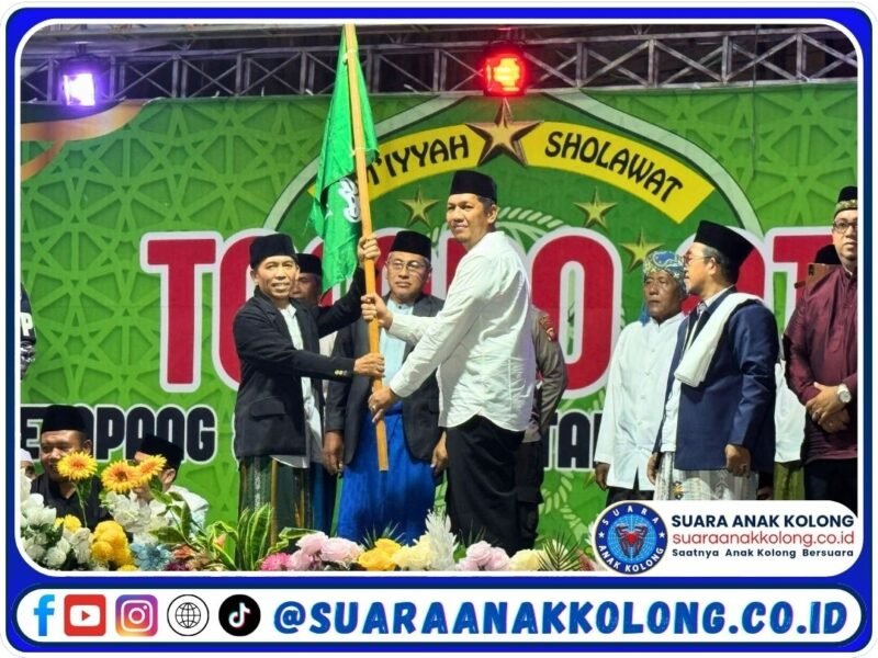 Kapolsek Delta Pawan Hadiri Halal Bihalal dan Pembukaan Safari Sholawat 41 Malam “Tombo Ati”
